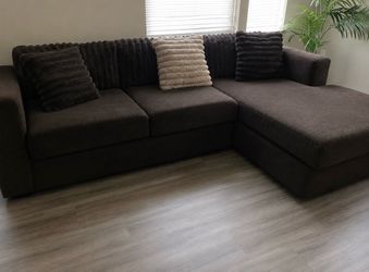 Designer Looks Oversized Sectional Sofa