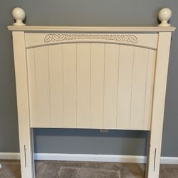 Twin Headboard 