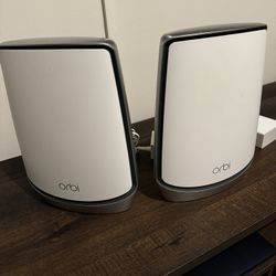 Orbi 850 Series Tri-band WiFi 6 Mesh System, 6Gbps, Router + 1 Satellite