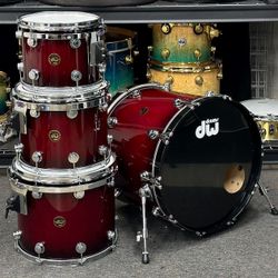 DW Collectors 4 Piece Drum Set 