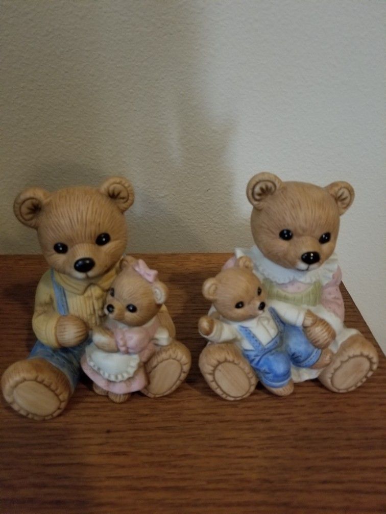 HOMCO 1444 - Bear Family