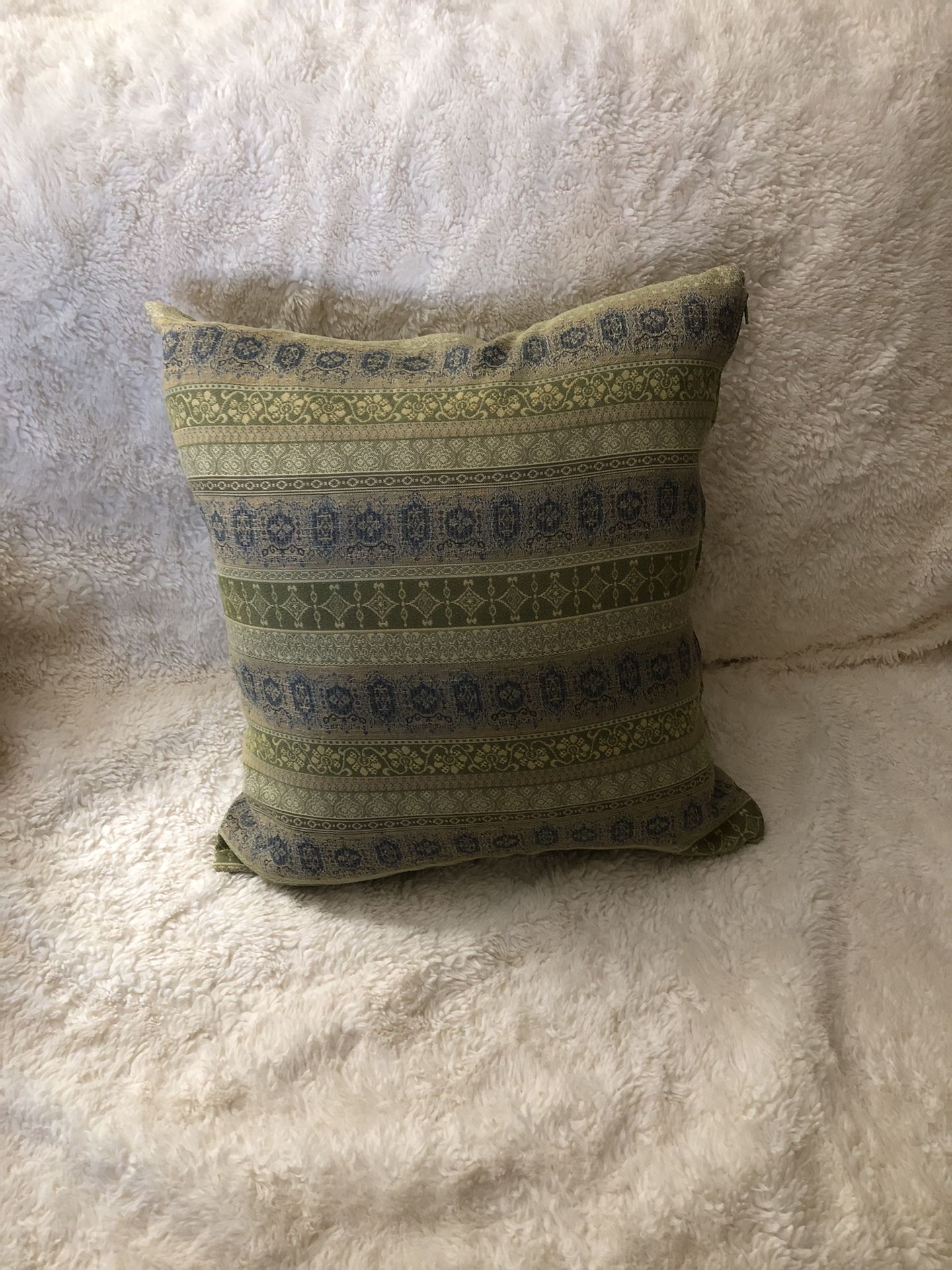New Feather Filled 18” x 18” Square, Throw Pillow in a Removable Zippered Cover.