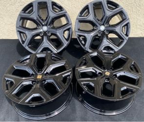 22” Rivian gloss black wheels rims