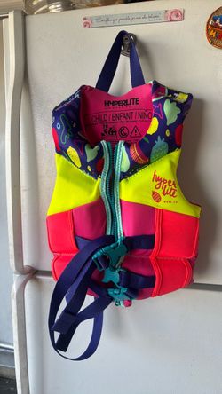 Hyperlite child lifevest