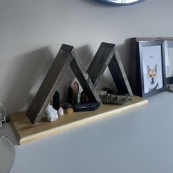 Triangle Shelf 