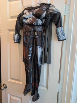 Star Wars: The Mandalorian padded jumpsuit and cape costume