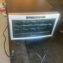 8 Bottles Wine Cooler