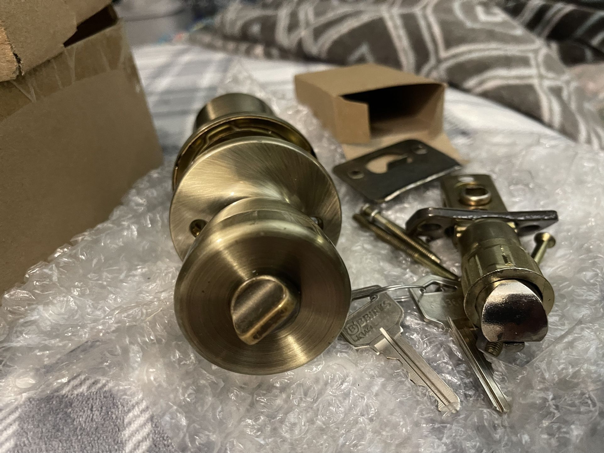 Bedroom/Front Door Handle Keyed (Antique Brass Finish)