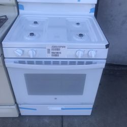 *Brand New* GE Gas Range 4 Burner