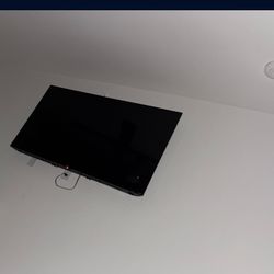 65” Smart TV  – Pickup Today – $100