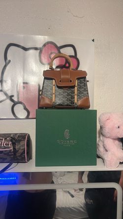 Goyard purse