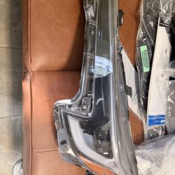 25 Toyota Corolla Headlight