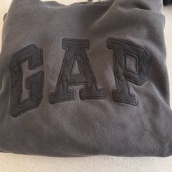 Gap Sweater 