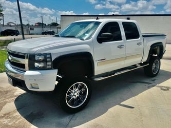 Chevrolet Silverado Lifted