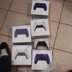 6 PS5 Dual Sense Controllers Band New