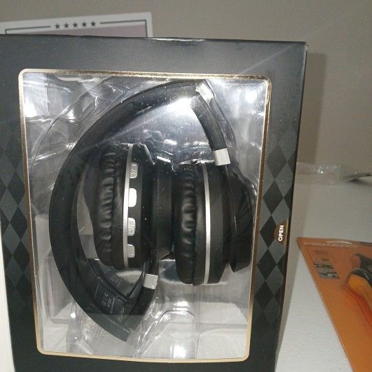 Wireless Headphones