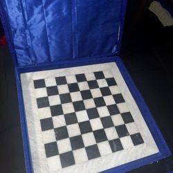 Chess board 