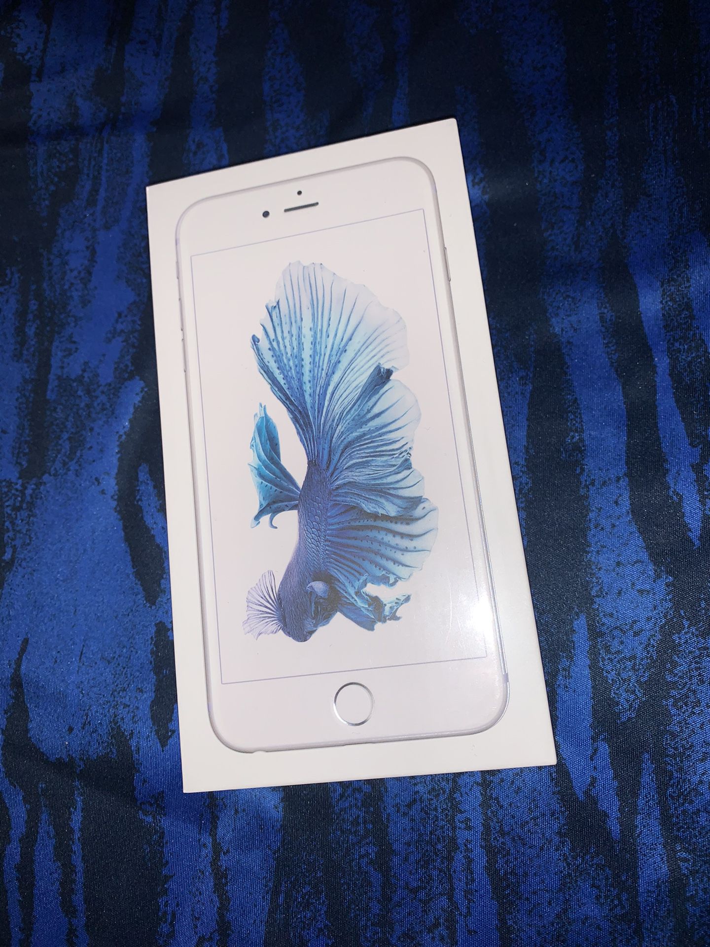 New Sealed Box Unlocked For Any Sim Apple iPhone 6s Plus Silver 64gb Can Meet Up Today
