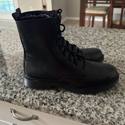 Combat Boots 