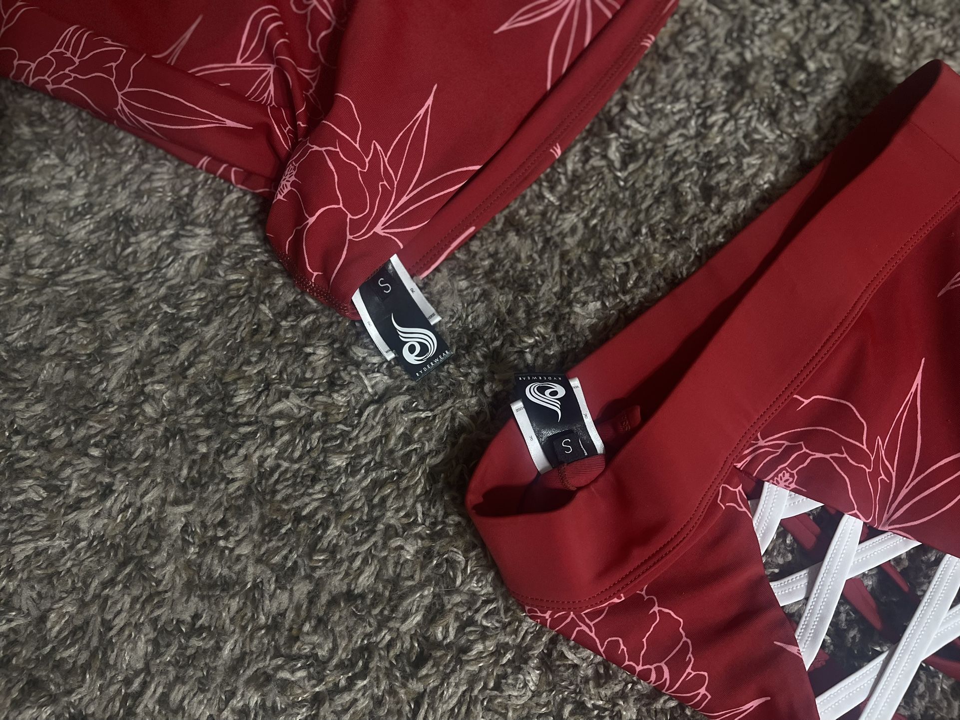 Gym Clothes For Sale Bombshell/Ryderwear Give Me Deals Brand New Trying To Sale Now