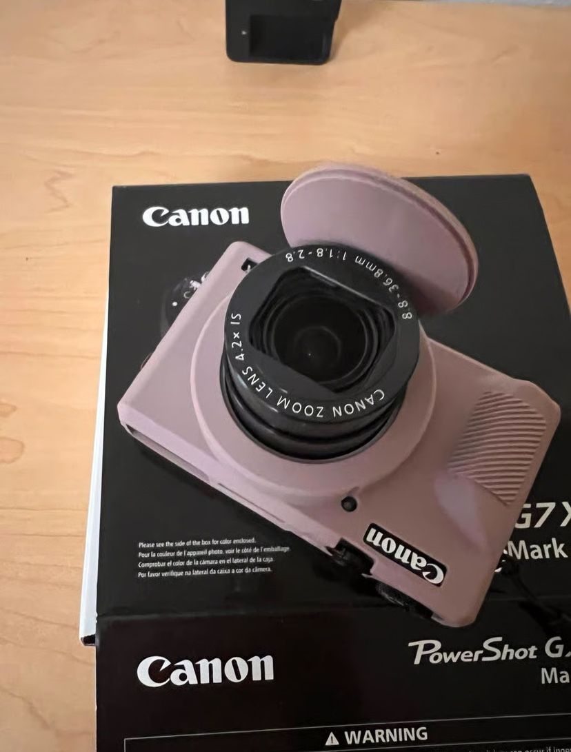 Canon G7x Mark III