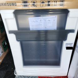 Samsung Smart Dishwasher - Matte Black Steel