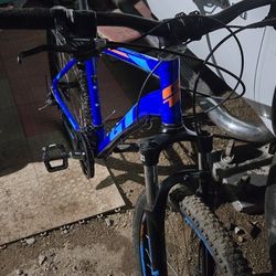 GT AGGRESSOR PR0 EXCELLENT CONDITION JUST NEEDS TUBE REPLACEMENT