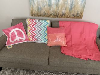 Girls room decor curtains/pillows
