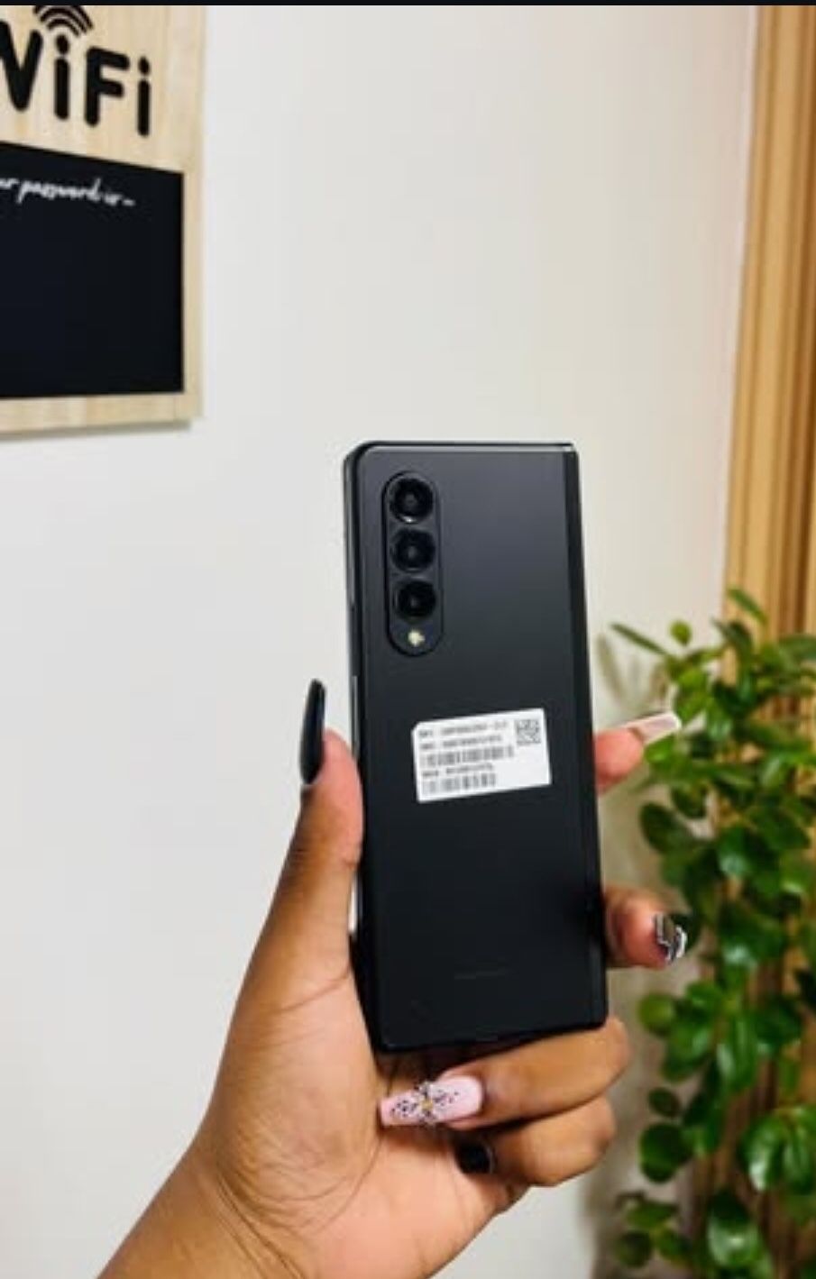 𝚂𝚊𝚖𝚜𝚞𝚗𝚐 𝚐𝚊𝚕𝚊𝚡𝚢 𝚉 𝙵𝚘𝚕𝚍 4 𝚞𝚗𝚕𝚘𝚌𝚔𝚎𝚍 𝚠𝚒𝚝𝚑 𝚠𝚊𝚛𝚛𝚊𝚗𝚝𝚢