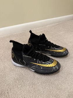 Turf Soccer Shoes (6 Women/4.5 Men)