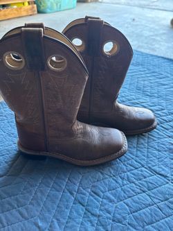 Kids boots