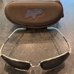 Men's Maui Jim Sunglasses and case