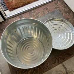 Small Galvanized Steel Garbage Can 