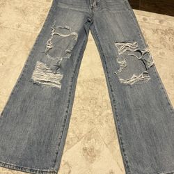 Women’s Wide Leg Distressed Jeans Size 7
