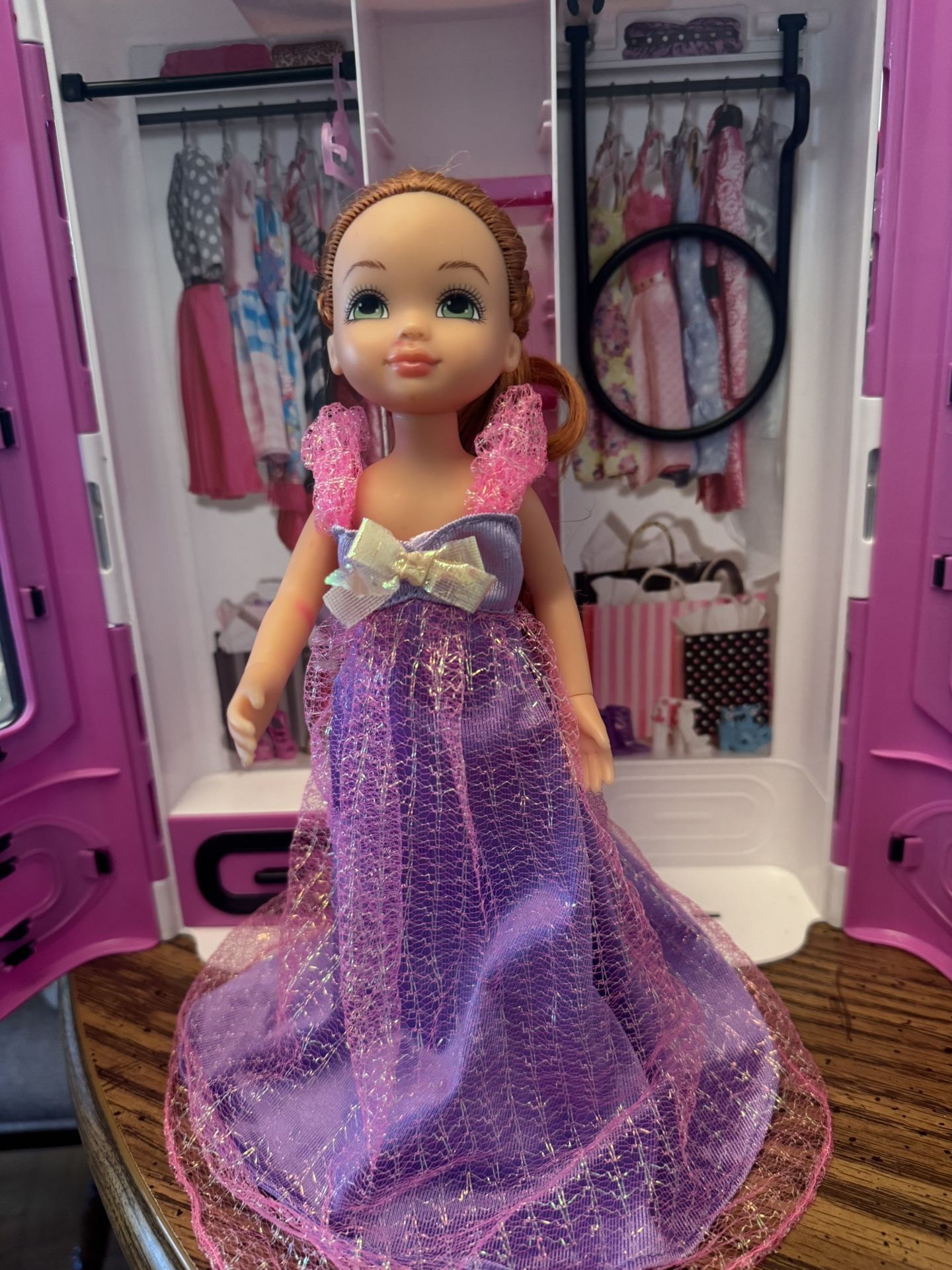 MGA Forever 4 Ever Best Friends Fashion