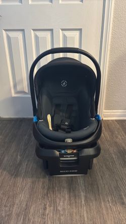 Maxi-Cosi  car seat