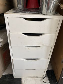 IKEA drawer it’s d white color