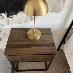 King Size Bed, Mattress & Nightstands