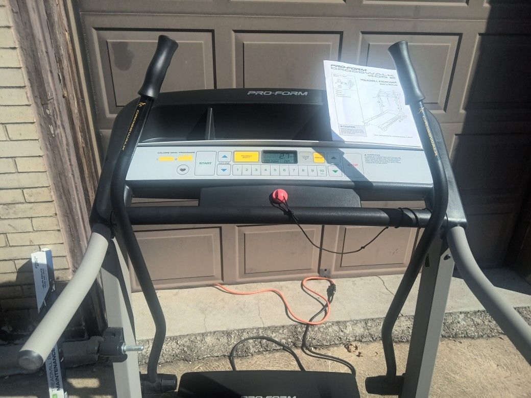 Like New Proform Crosswalk Inclines/Folds Treadmill Works Great Delivery Available