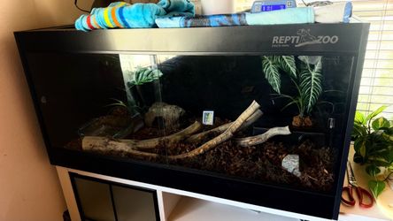 Brand New in Box!  Reptizoo Snake PVC Enclosure - 4x2x2