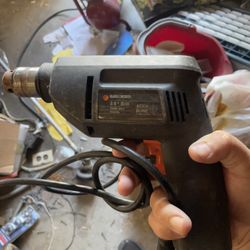 Black And Decker Drill Ryobi Dewalt Milwaukee Rigid  Makita