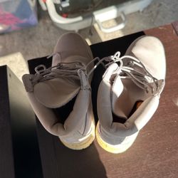Size 7 Timberland