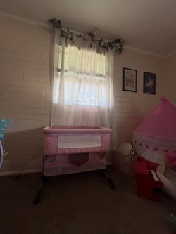 Pink baby bassinet Crib side sleeper bed