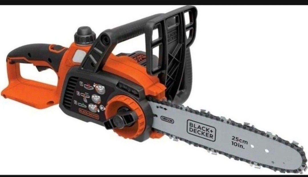 BLACK+DECKER 20V Max Cordless Chainsaw, 10-Inch, Tool Only (LCS1020B