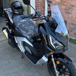 Brand New Scooter Power/gas