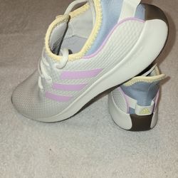 Adidas Cloudfoam Pure SPW Womens Running Shoes Off White 

Size 8 W