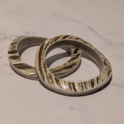 Vintage Bangle Bracelets Pair