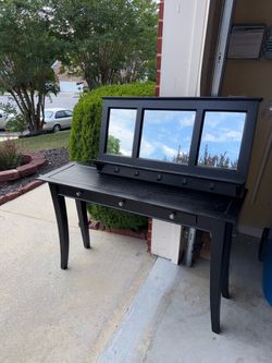 Entryway table set