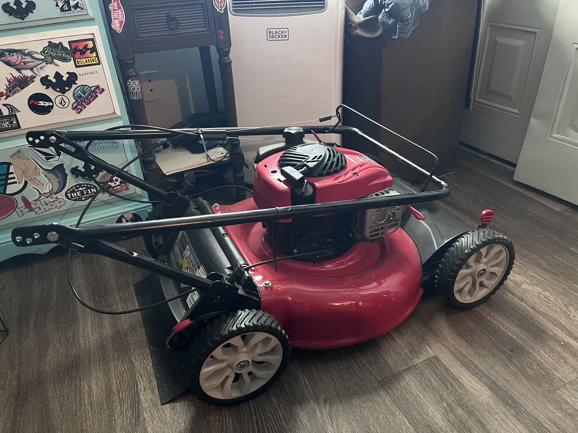 Troy-Bilt Tb200 Self Propelled Mower