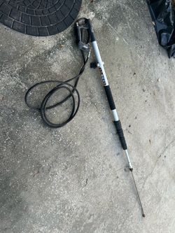 Pressure washer extension pole